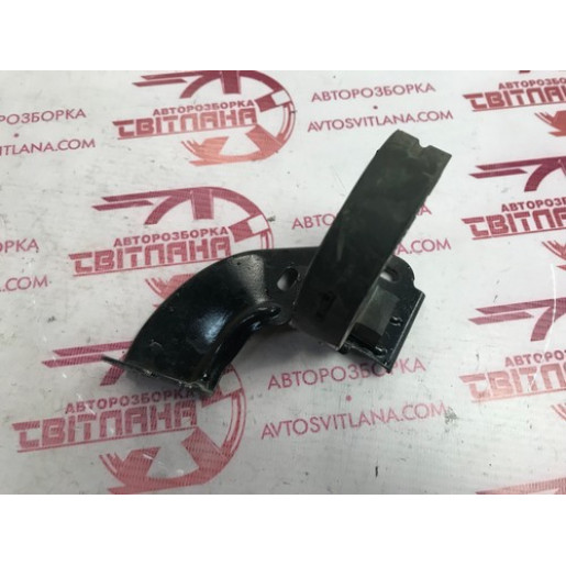 Кронштейн помпы системы охлаждения Renault Trafic III 1.6DCI 2014-2021 113325314R